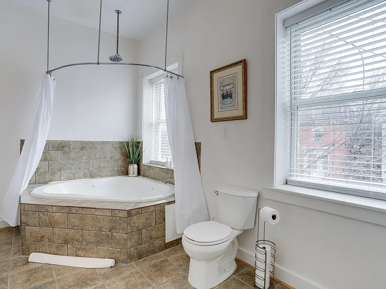 1702 Florida Ave NW — Photo 23