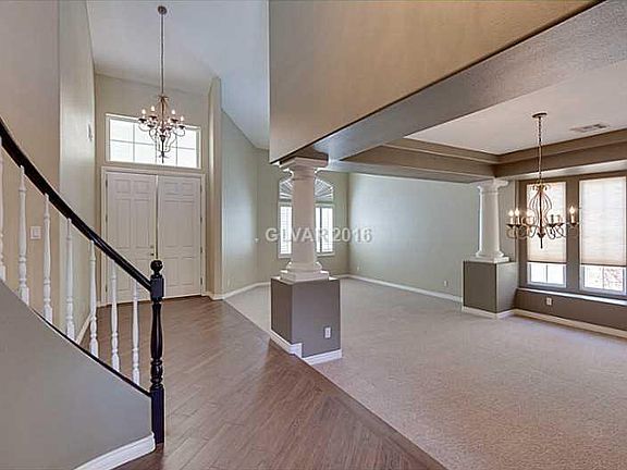 4th image of 20 Misty Springs Ct