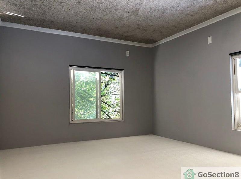 1st image of 112 Laura Ave APT 4