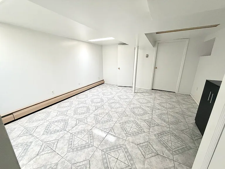 14935 21st Ave #1 — Photo 6