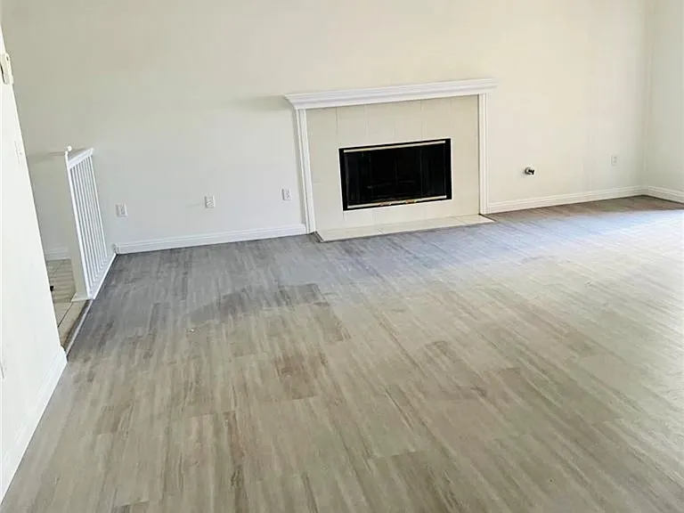 3732 White Plains Dr — Photo 5