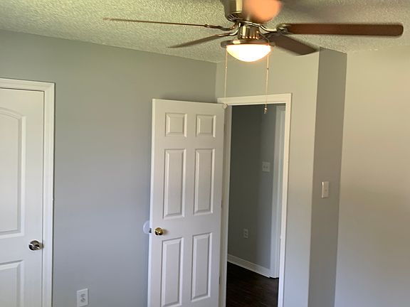 4th image of 172 S Cherrywood Ln