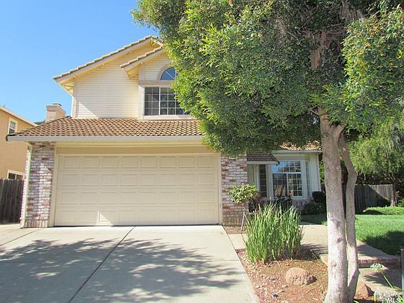 3rd image of 2481 Bay Hill Cir