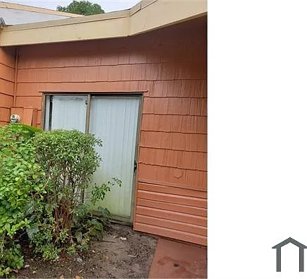 2428 NW 55th Ter