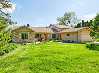 17365 Patricia Ln, Brookfield, WI 53045