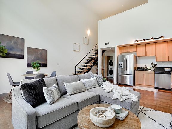 3rd image of 88 Bush St Unit 2114