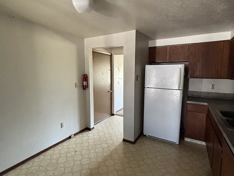 675 Garfield St #3 — Photo 1