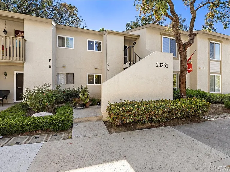 23261 La Glorieta #G — Photo 3