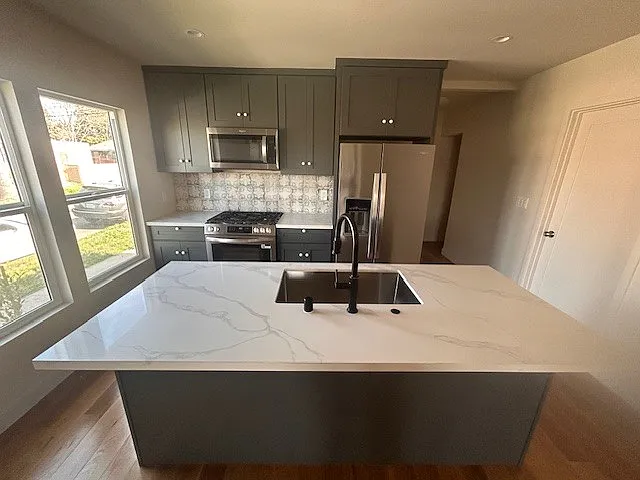 5200 S Saint Andrews Pl — Photo 8
