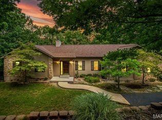 1343 Bear Canyon Rd, Ballwin, MO 63021