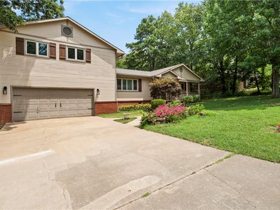 701 Skyline Dr, Huntsville, AR, 72740