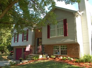 7470 Rogers Dr, Indianapolis, IN
