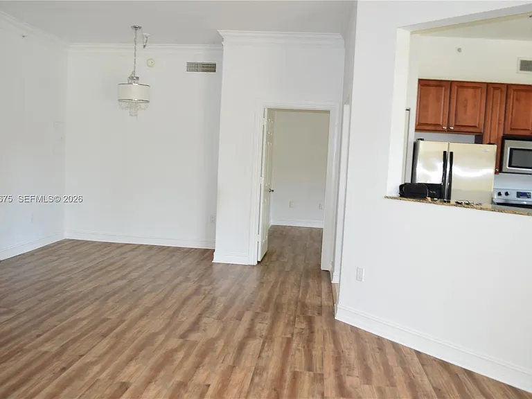 3001 NE 185th St #129 — Photo 37