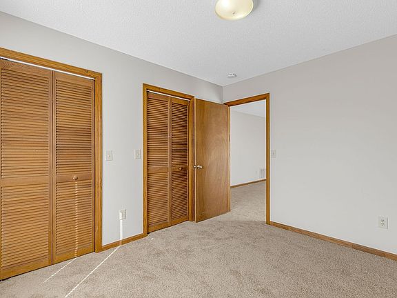 3rd image of 1 Shagbark Ln #79eb15b53