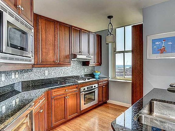 5th image of 1 W Exchange St Unit 2203