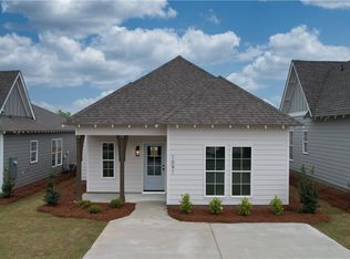 1091 Woodland Cir, Opelika, AL 36801
