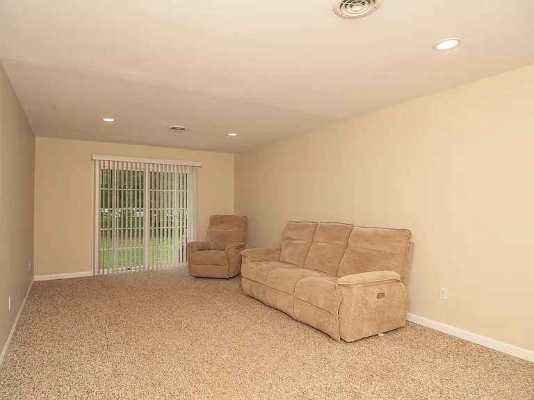 699 S Old Mill Rd — Photo 14