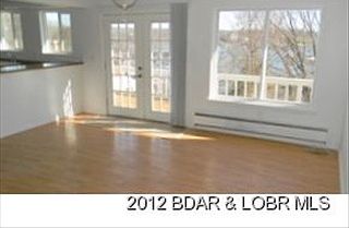 2nd image of 1605 Autumn Ln