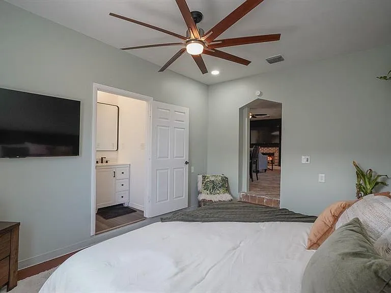 4739 Baywood Point Dr S — Photo 17