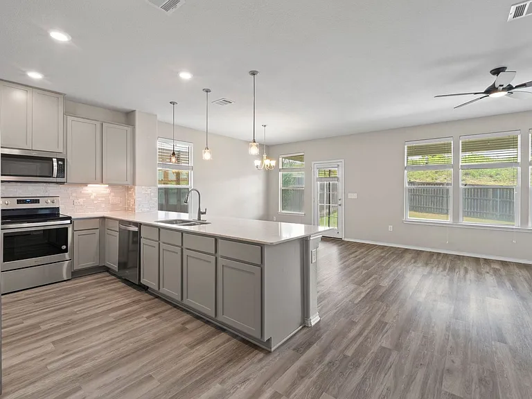 7805 Peccary Dr — Photo 2