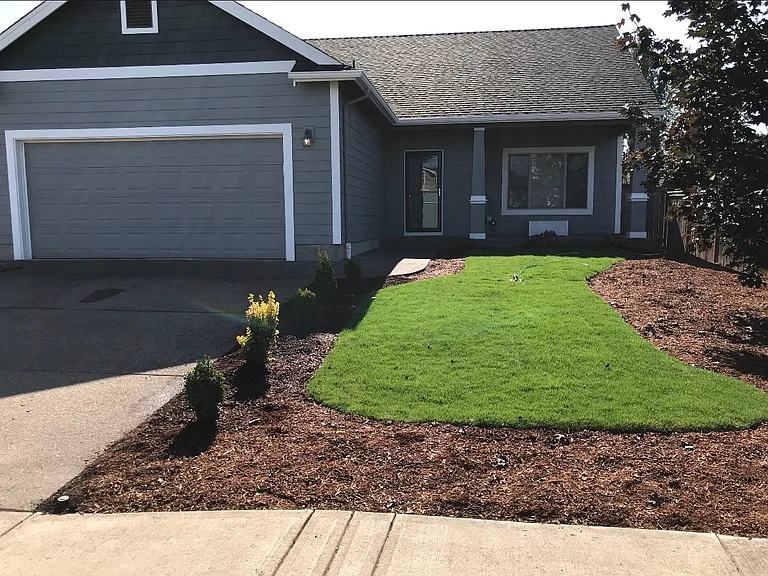 Meadowlawn Pl — Photo 1