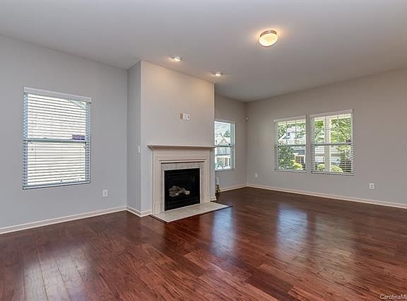3rd image of 8509 Lustre Rd