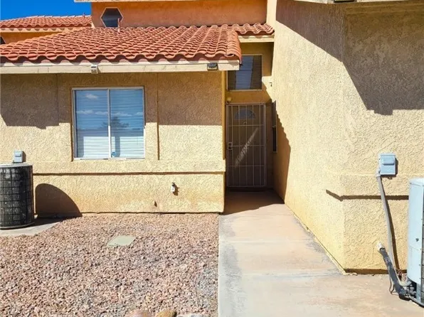 448 Comstock St, Pahrump, NV 89048