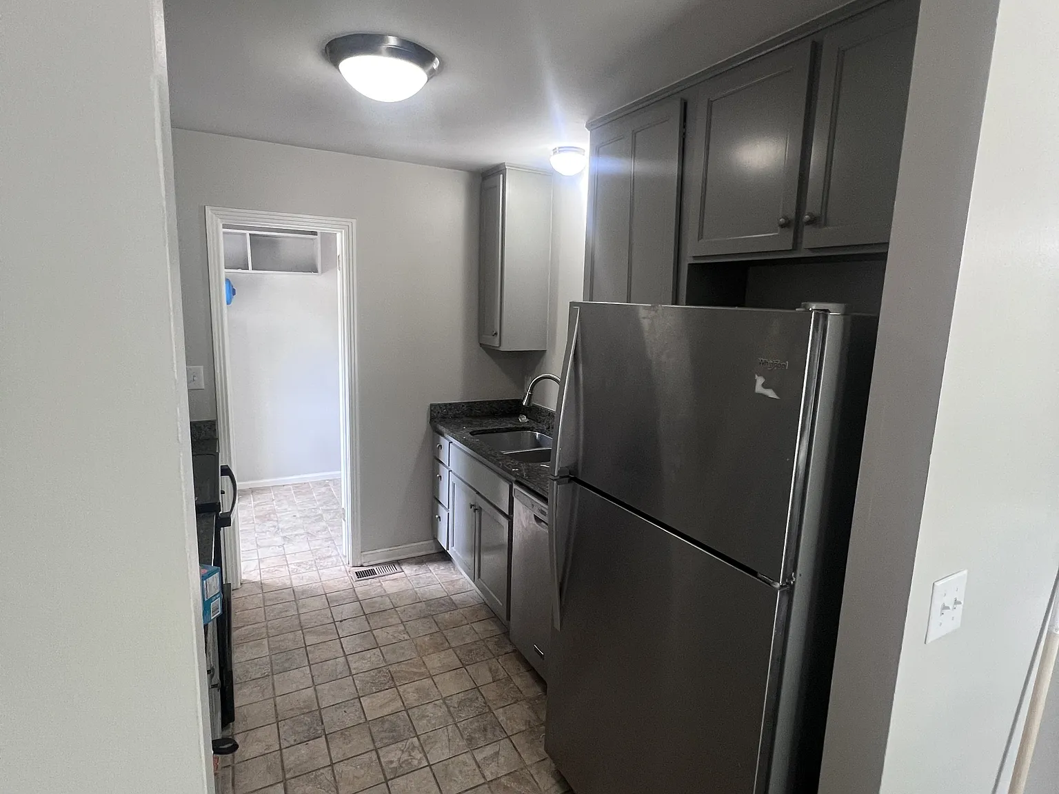 5125 Manorwood Court - 5125 — Photo 4