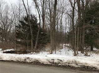 2506 Hemlock Rd, Eden, NY 14057