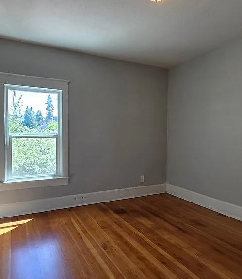 1190 Alder Dr NE — Photo 15