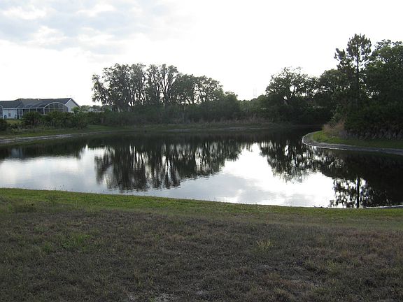 5th image of 207 Wild Forrest Dr