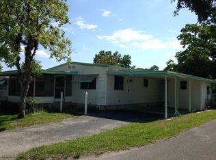 160 Crossways Dr, Leesburg, FL 34788