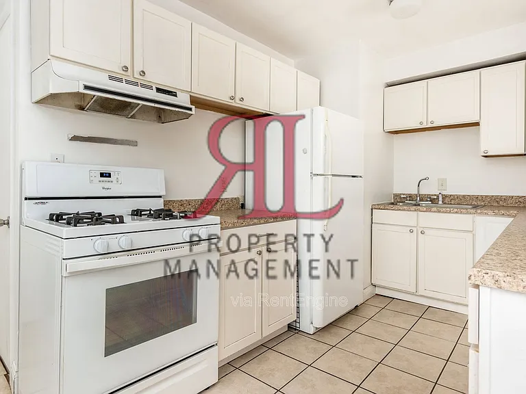 3400 Eisenhower Rd — Photo 12