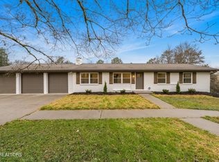 125 Highland View Dr, Knoxville, TN 37920