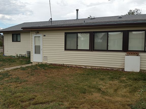 4th image of 432 Arkansas Ave