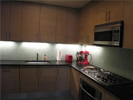 Rented by Empire State Properties | media 13