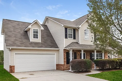 5160 Towne Park Dr Photo 1