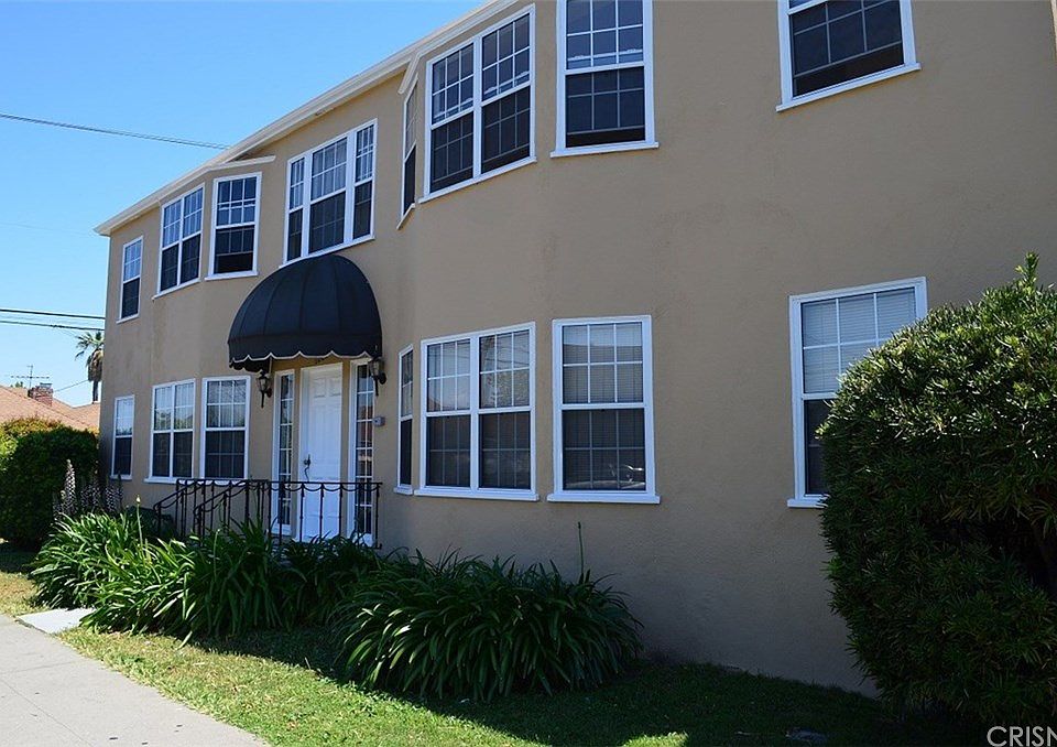 1st image of 6066 Sawyer St