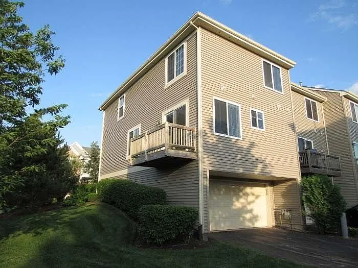 1708 Sandcastle Ln — Photo 27