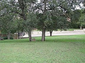 1st image of 2502 Broadmoor Dr