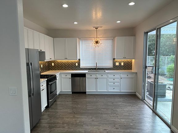 Modern kitchen