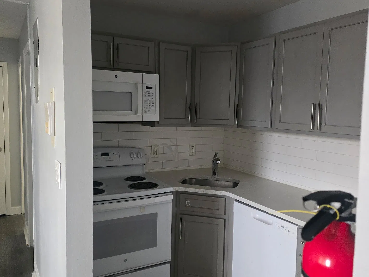 1 bed, $1,695 — Photo 4