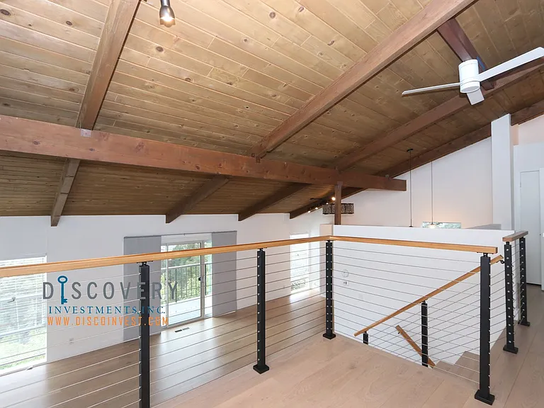 6891 Exeter Dr — Photo 4