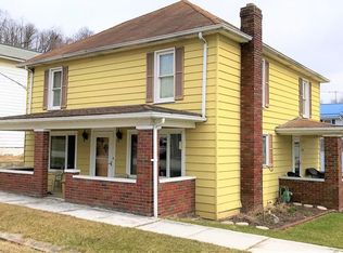 109 Mill St, Wampum, PA 16157