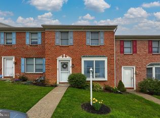 54 Hunters Run Ct, Red Lion, PA 17356