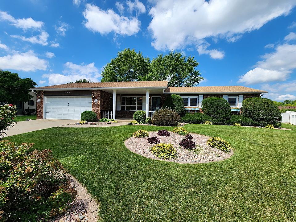 1st image of 393 Centennial Ct