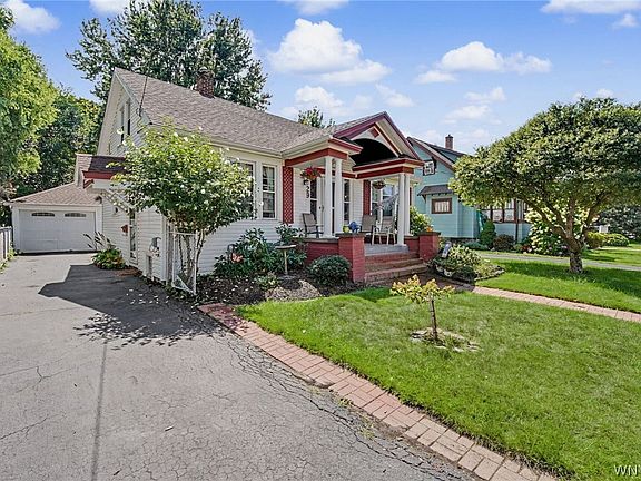 4th image of 29 Beverly Pl