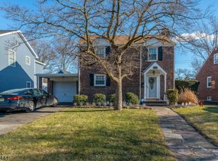 105 Delia Ter, Clark, NJ 07066