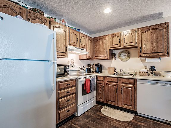 5th image of 276 Skiway Road #1B