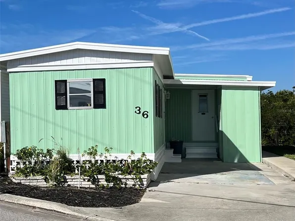 36 N Starboard Dr, Venice, FL 34285
